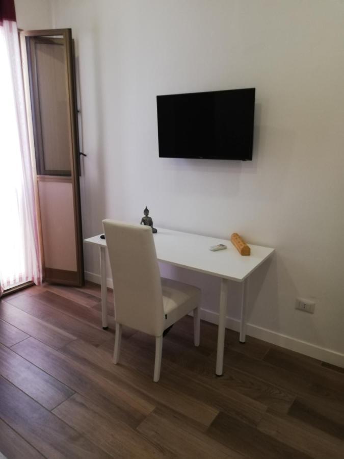 Casa Di Edo Bed and Breakfast Brindisi Exteriör bild