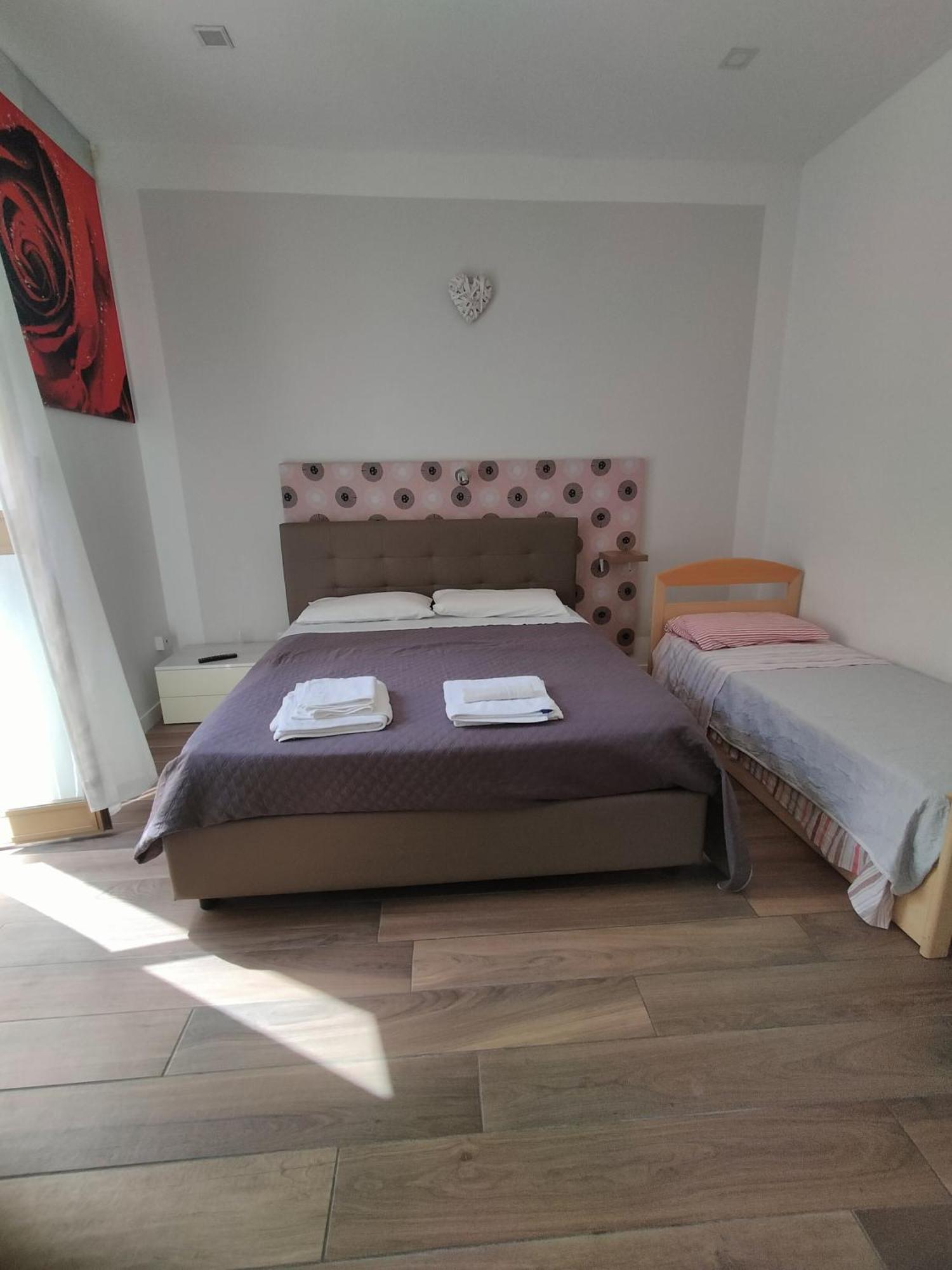 Casa Di Edo Bed and Breakfast Brindisi Exteriör bild