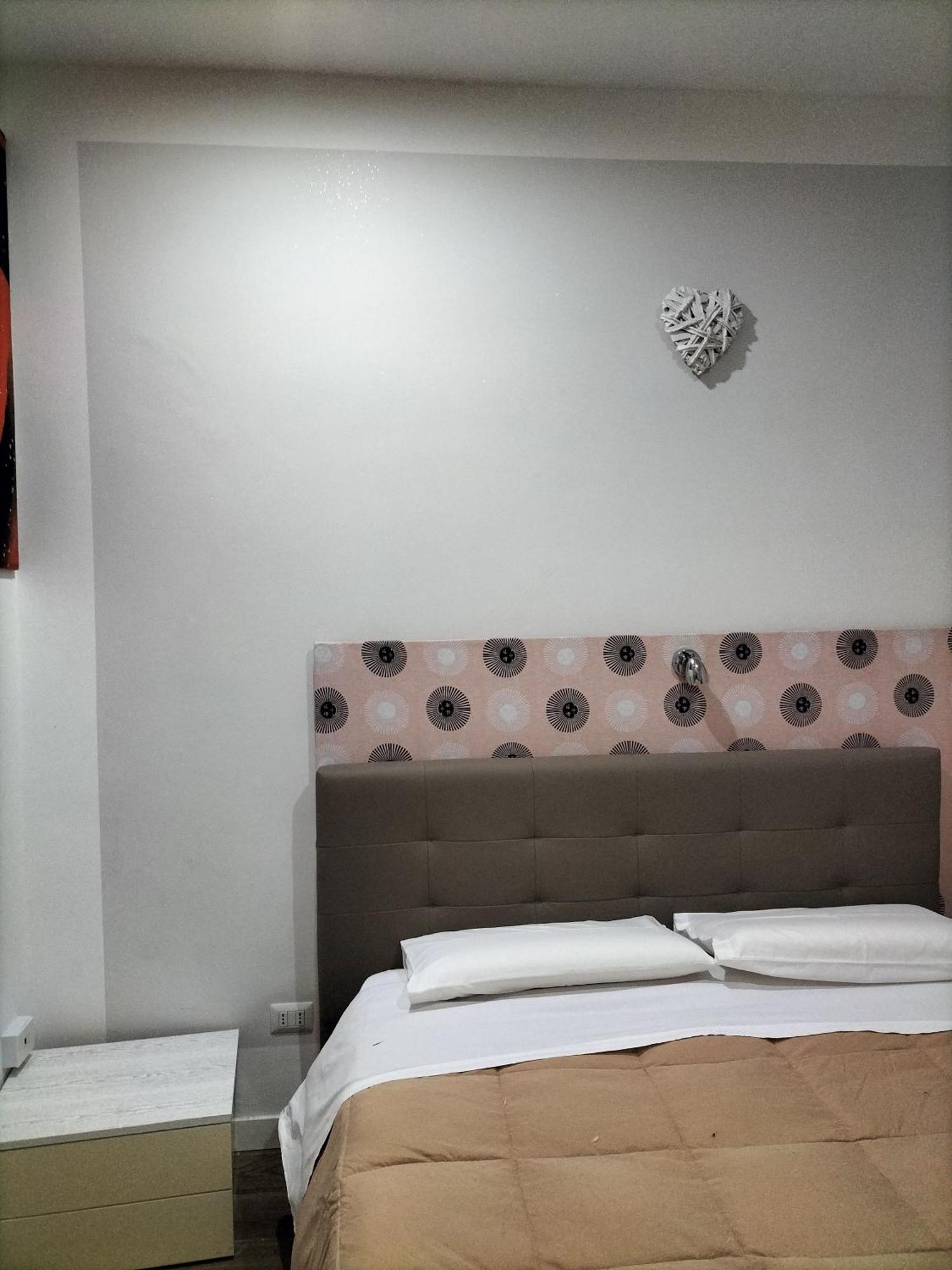Casa Di Edo Bed and Breakfast Brindisi Rum bild